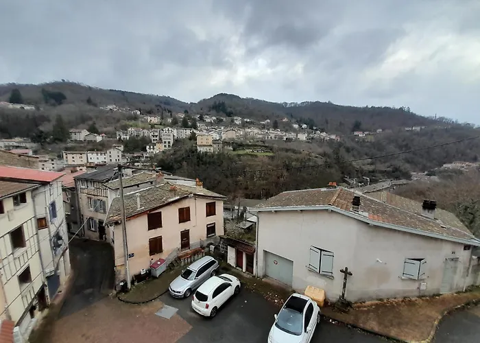 Le Trois Mats 5 Thiers